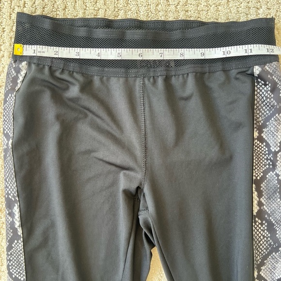 PAM & GELA Spring Trend Black Snake Print Stripe Leggings S - Picture 6 of 7